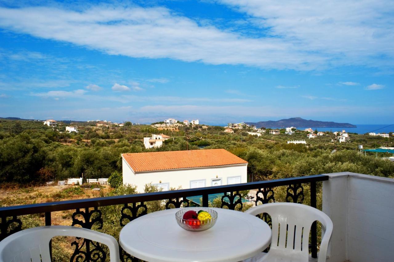 Captain Michalis Apartments Galatas  Exterior photo