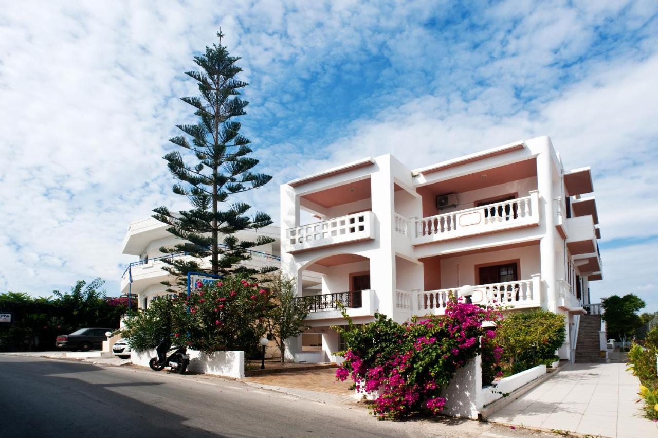 Captain Michalis Apartments Galatas  Exterior photo