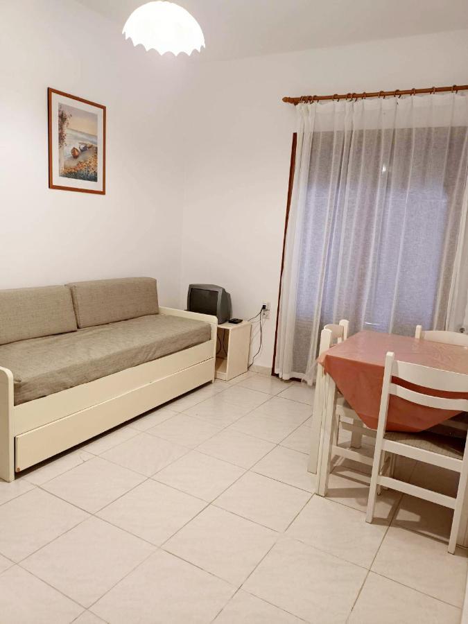 Captain Michalis Apartments Galatas  Exterior photo