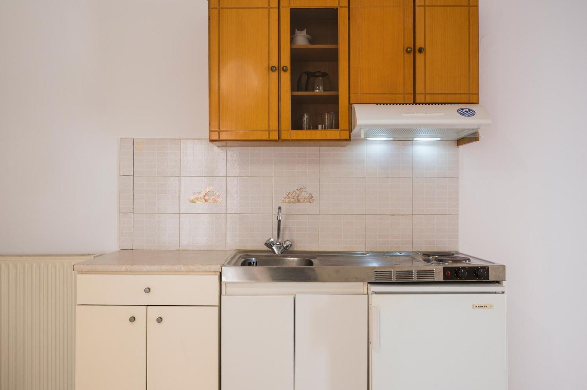 Captain Michalis Apartments Galatas  Exterior photo