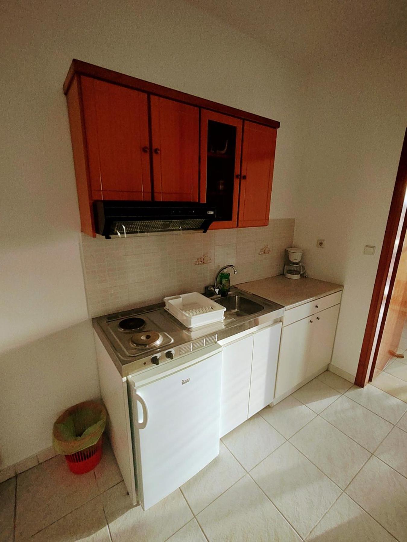 Captain Michalis Apartments Galatas  Room photo