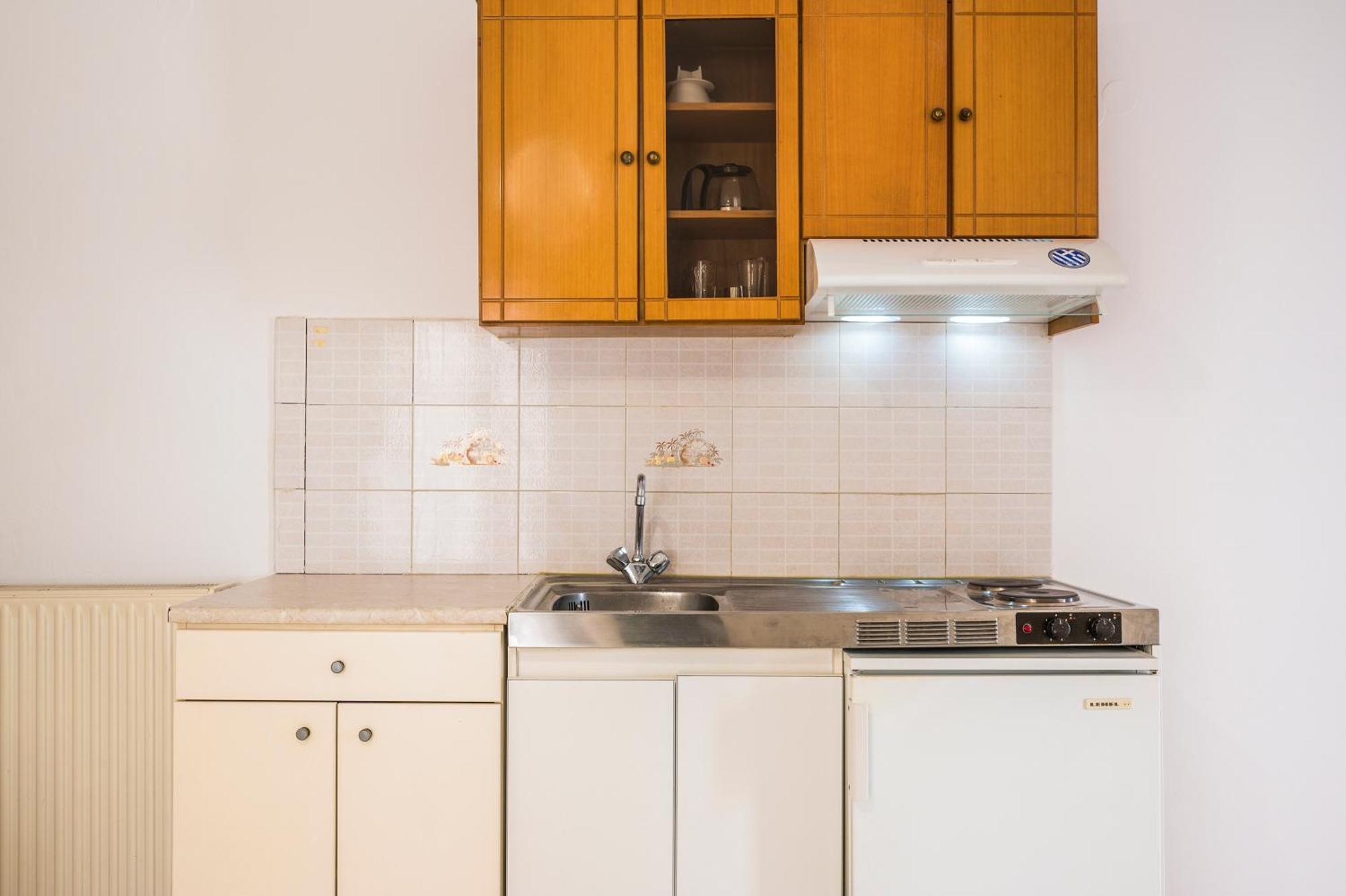 Captain Michalis Apartments Galatas  Exterior photo