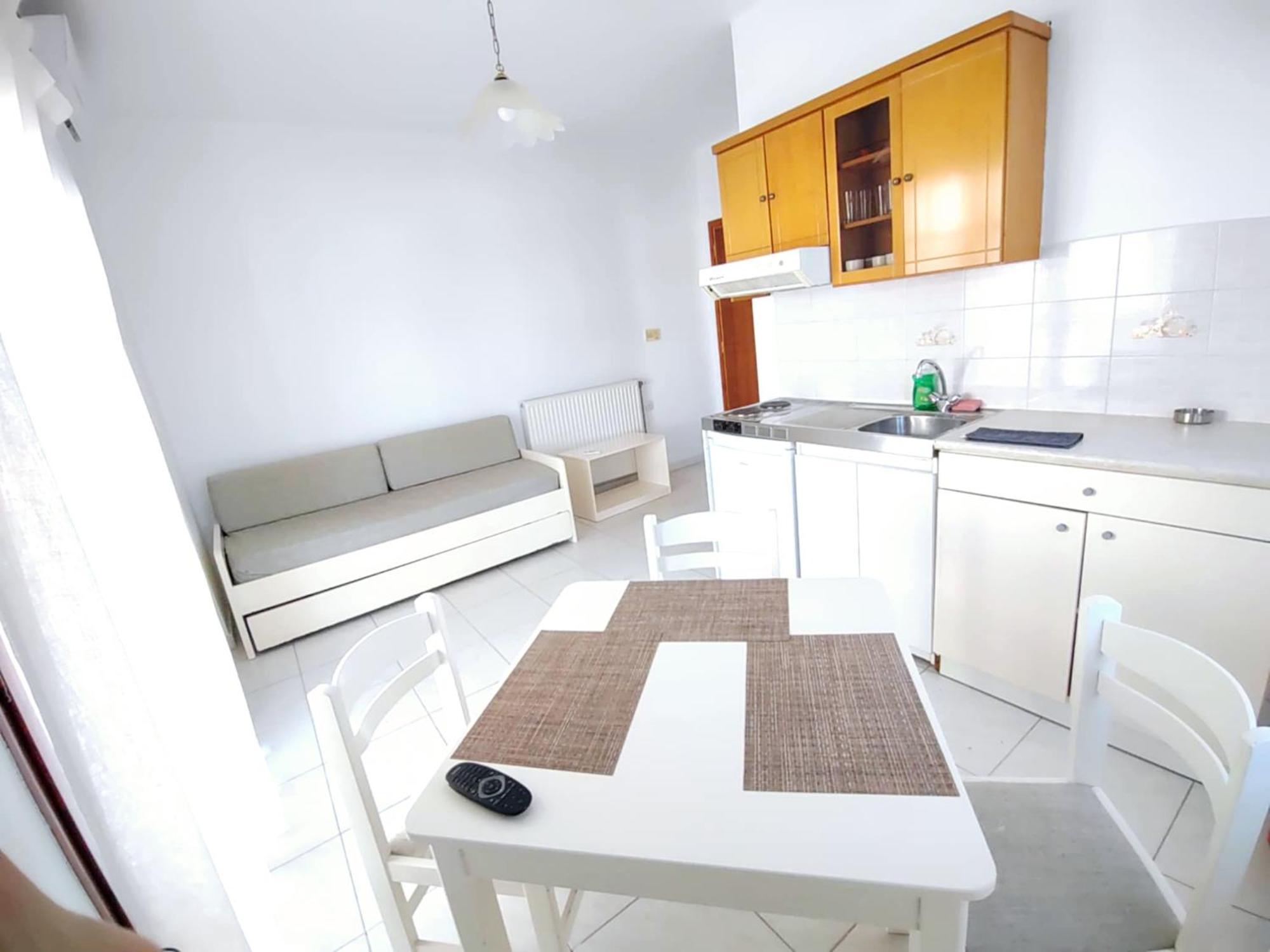 Captain Michalis Apartments Galatas  Exterior photo
