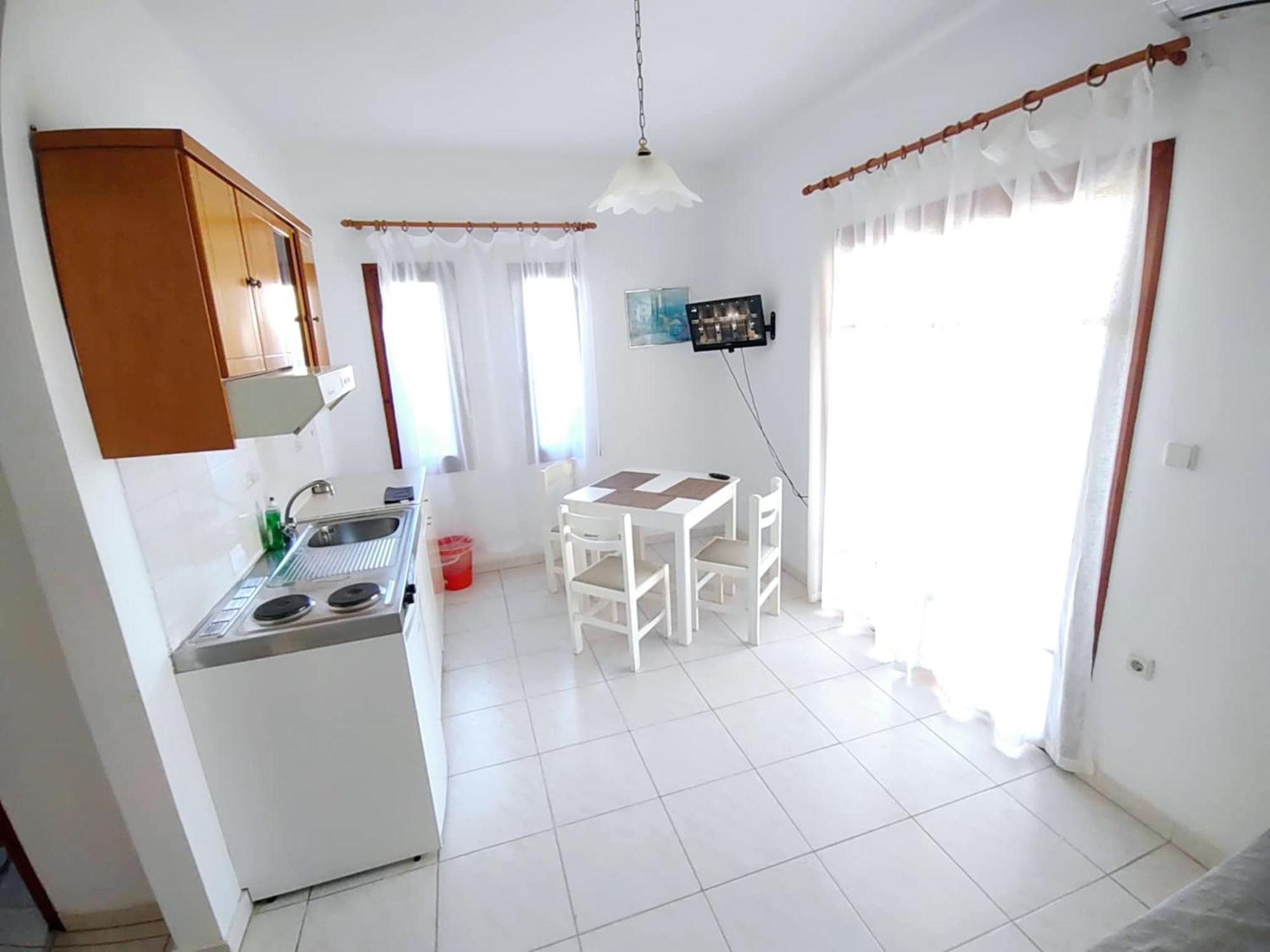 Captain Michalis Apartments Galatas  Exterior photo